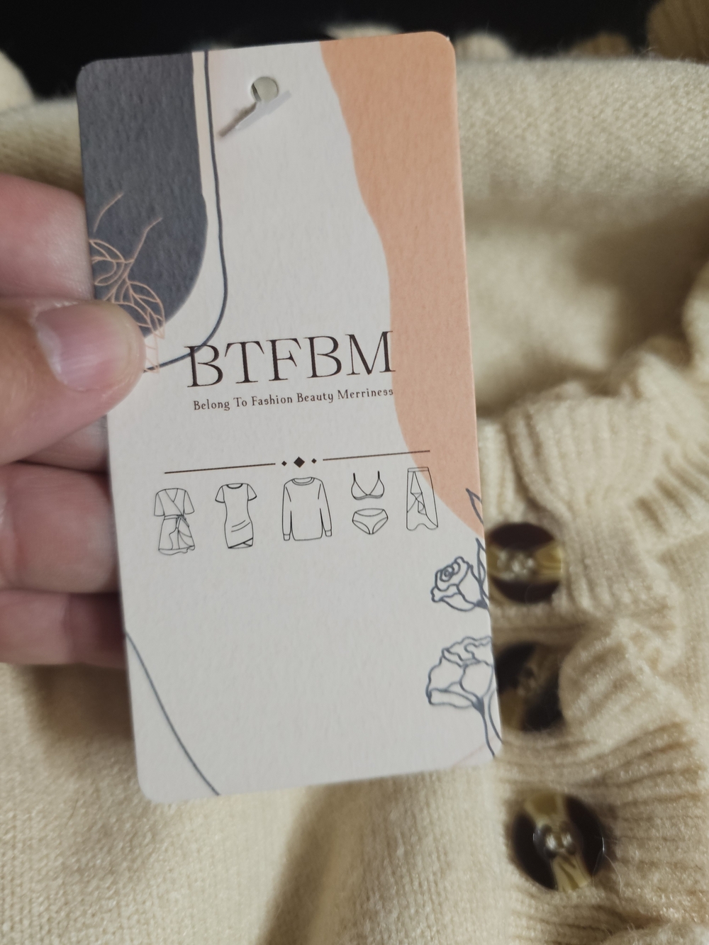 BTFBM Ivory Sweater Lg NWT - Picture 7 of 11